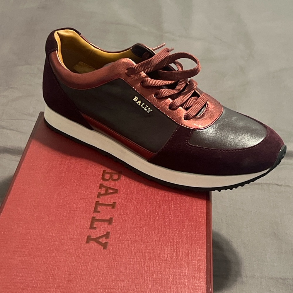 Bally Men's Maroon and Dark Gray Sneakers